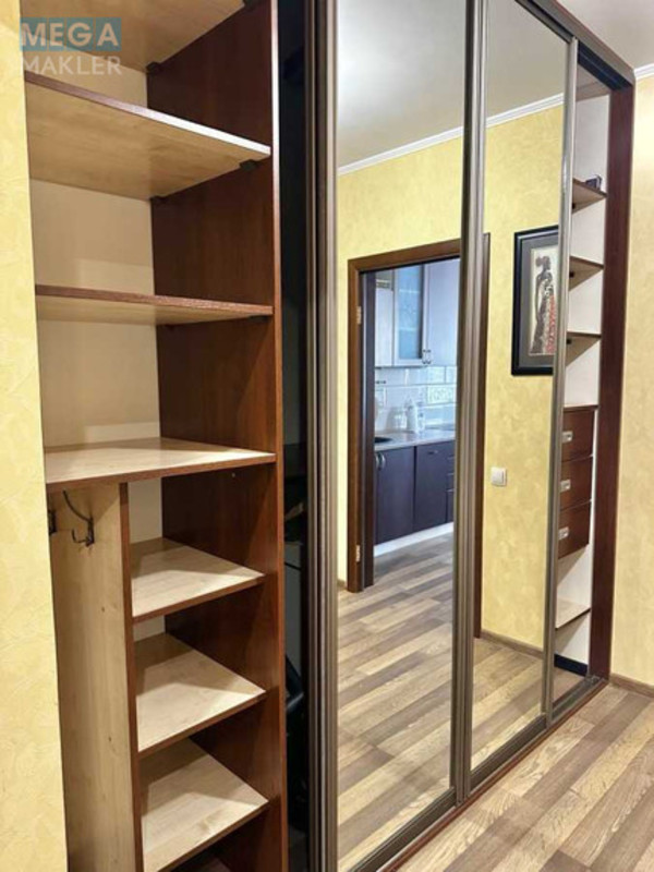 Оренда 3 кімнатної квартири, <a class="location-link" href="/kiev/" title="Недвижимость Київ">Київ</a>, <a class="location-link" href="/kiev/podolskij/" title="Недвижимость Подільський район">Подільський р-н</a>, Василя Порика просп., 7Б (изображение 13)
