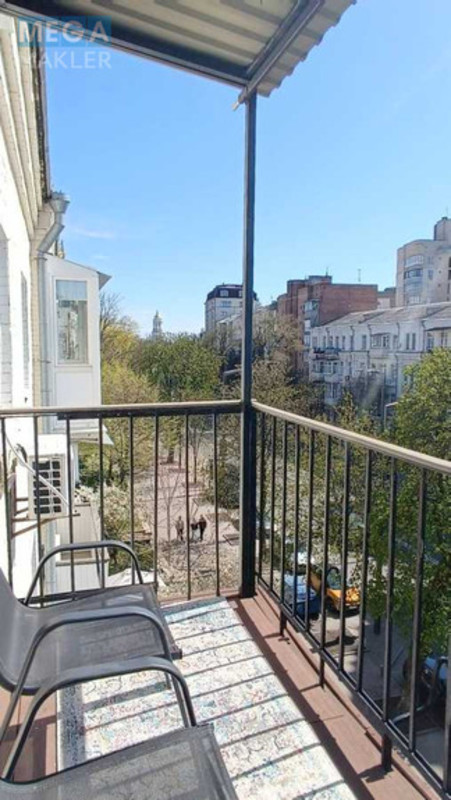 Продаж 2 кімнатної квартири (63/17/33), 4 пов. 4 пов. будинку, <a class="location-link" href="/kiev/" title="Недвижимость Київ">Київ</a>, <a class="location-link" href="/kiev/pecherskij/" title="Недвижимость Печерський район">Печерський р-н</a>, Івана Мазепи вул., 7 (изображение 15)