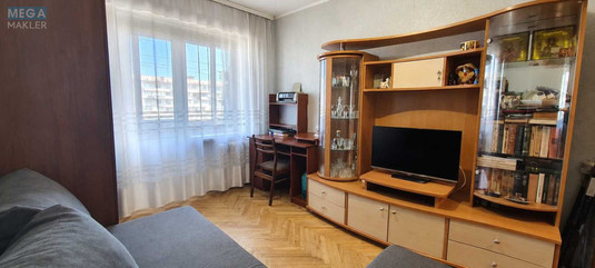 Продаж 2 кімнатної квартири (47,6/26/7), 7 пов. 9 пов. будинку, <a class="location-link" href="/kiev/" title="Недвижимость Київ">Київ</a>, <a class="location-link" href="/kiev/obolonskij/" title="Недвижимость Оболонський район">Оболонський р-н</a>, Архипенка Олександра вул. (изображение 4)