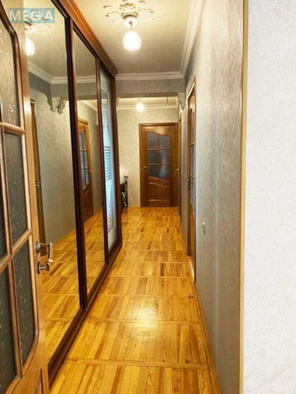 Оренда 3 кімнатної квартири, <a class="location-link" href="/kiev/" title="Недвижимость Київ">Київ</a>, <a class="location-link" href="/kiev/pecherskij/" title="Недвижимость Печерський район">Печерський р-н</a>, Мічуріна вул., 4 (изображение 8)