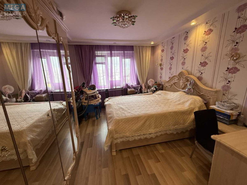 Продаж 3 кімнатної квартири (81/44/12), 15 пов. 16 пов. будинку, <a class="location-link" href="/kiev/" title="Недвижимость Київ">Київ</a>, <a class="location-link" href="/kiev/darnickij/" title="Недвижимость Дарницький район">Дарницький р-н</a>, Ревуцкого ул., 19/1 (изображение 3)