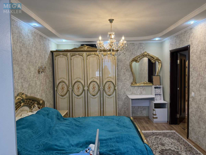 Продаж 3 кімнатної квартири (81/44/12), 15 пов. 16 пов. будинку, <a class="location-link" href="/kiev/" title="Недвижимость Київ">Київ</a>, <a class="location-link" href="/kiev/darnickij/" title="Недвижимость Дарницький район">Дарницький р-н</a>, Ревуцкого ул., 19/1 (изображение 9)