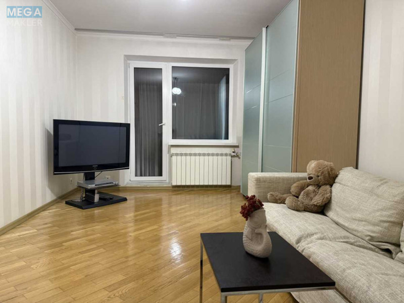 Продаж 3 кімнатної квартири (81,2/48,3/9), 8 пов. 18 пов. будинку, <a class="location-link" href="/kiev/" title="Недвижимость Київ">Київ</a>, <a class="location-link" href="/kiev/dneprovskij/" title="Недвижимость Дніпровський район">Дніпровський р-н</a>, Новаторів вул. (изображение 4)