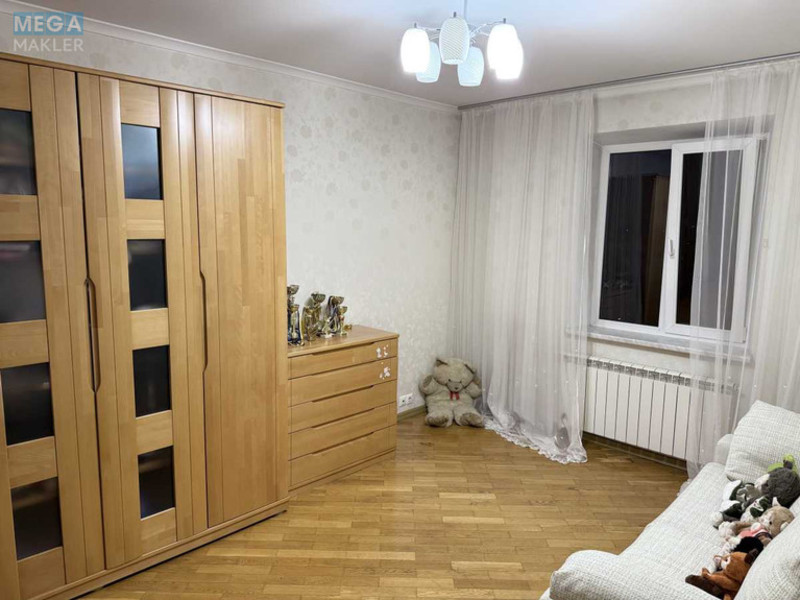 Продаж 3 кімнатної квартири (81,2/48,3/9), 8 пов. 18 пов. будинку, <a class="location-link" href="/kiev/" title="Недвижимость Київ">Київ</a>, <a class="location-link" href="/kiev/dneprovskij/" title="Недвижимость Дніпровський район">Дніпровський р-н</a>, Новаторів вул. (изображение 7)