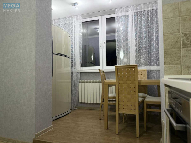 Продаж 3 кімнатної квартири (81,2/48,3/9), 8 пов. 18 пов. будинку, <a class="location-link" href="/kiev/" title="Недвижимость Київ">Київ</a>, <a class="location-link" href="/kiev/dneprovskij/" title="Недвижимость Дніпровський район">Дніпровський р-н</a>, Новаторів вул. (изображение 13)