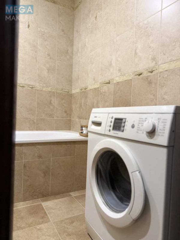 Продаж 3 кімнатної квартири (81,2/48,3/9), 8 пов. 18 пов. будинку, <a class="location-link" href="/kiev/" title="Недвижимость Київ">Київ</a>, <a class="location-link" href="/kiev/dneprovskij/" title="Недвижимость Дніпровський район">Дніпровський р-н</a>, Новаторів вул. (изображение 21)