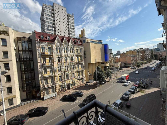 Оренда 4 кімнатні квартири, <a class="location-link" href="/kiev/" title="Недвижимость Київ">Київ</a>, <a class="location-link" href="/kiev/pecherskij/" title="Недвижимость Печерський район">Печерський р-н</a>, Шота Руставелі вул., 12 (изображение 14)