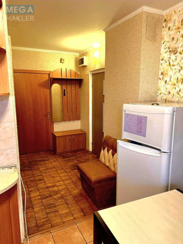 Продаж 1 кімнатної квартири (39/18/8,5), 12 пов. 16 пов. будинку, <a class="location-link" href="/kiev/" title="Недвижимость Київ">Київ</a>, <a class="location-link" href="/kiev/desnyanskij/" title="Недвижимость Деснянський район">Деснянський р-н</a>, Миколи Закревського вул., 17 (изображение 3)