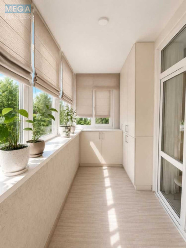 Продаж 3 кімнатної квартири (75/?/27), 5 пов. 5 пов. будинку, <a class="location-link" href="/kiev/" title="Недвижимость Київ">Київ</a>, <a class="location-link" href="/kiev/pecherskij/" title="Недвижимость Печерський район">Печерський р-н</a>, Джона Маккейна вул., 39а (изображение 12)