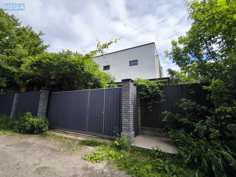 Продаж дома, 2&nbsp;поверху, 200&nbsp;кв.м, 5&nbsp;кімнат, ділянка 6&nbsp;соток, <a class="location-link" href="/kiev/" title="Недвижимость Київ">Київ</a>, <a class="location-link" href="/kiev/dneprovskij/" title="Недвижимость Дніпровський район">Дніпровський р-н</a>, 2 Садовый пер. (изображение 4)