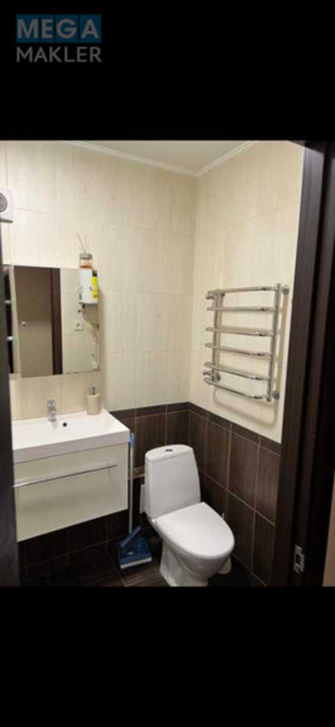 Оренда 1 кімнатної квартири, <a class="location-link" href="/kiev/" title="Недвижимость Київ">Київ</a>, <a class="location-link" href="/kiev/solomenskij/" title="Недвижимость Солом'янський район">Солом'янський р-н</a>, Гладковская ул., 1/7 (изображение 5)