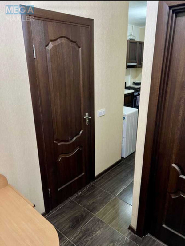 Оренда 1 кімнатної квартири, <a class="location-link" href="/kiev/" title="Недвижимость Київ">Київ</a>, <a class="location-link" href="/kiev/solomenskij/" title="Недвижимость Солом'янський район">Солом'янський р-н</a>, Гладковская ул., 1/7 (изображение 8)