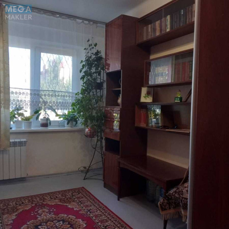 Оренда кімнати (підселення), <a class="location-link" href="/kiev/" title="Недвижимость Київ">Київ</a>, <a class="location-link" href="/kiev/dneprovskij/" title="Недвижимость Дніпровський район">Дніпровський р-н</a>, Верховної Ради бульв., 24 (изображение 8)