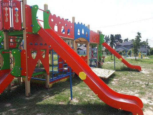Продаж дома, 3&nbsp;поверху, 300&nbsp;кв.м, 6&nbsp;кімнат, ділянка 10&nbsp;соток, <a class="location-link" href="/kiev/" title="Недвижимость Київ">Київ</a>, <a class="location-link" href="/kiev/svyatoshinskij/" title="Недвижимость Святошинський район">Святошинський р-н</a>, Бударина ул., 45 (изображение 12)