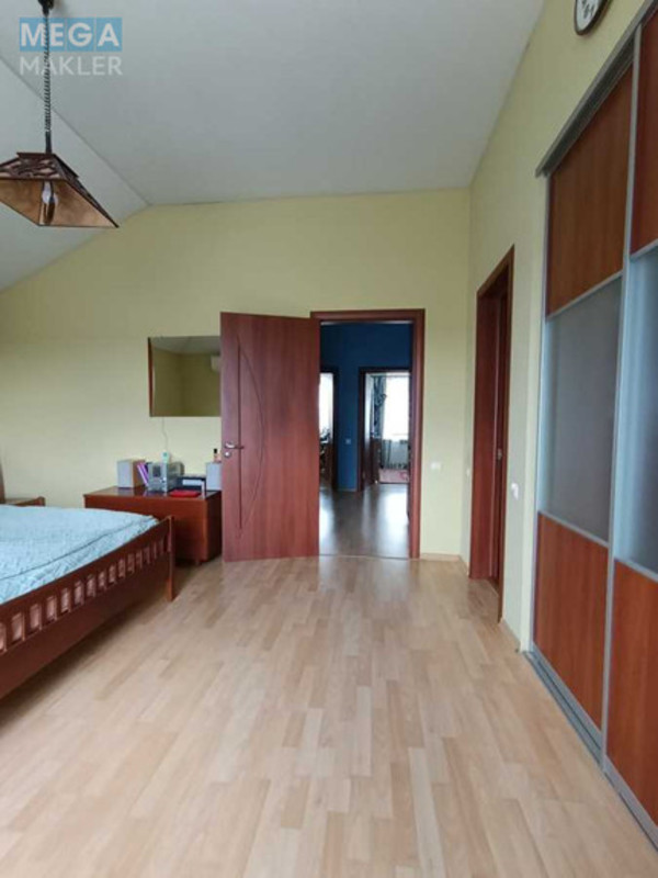 Продаж дома, 3&nbsp;поверху, 182&nbsp;кв.м, 4&nbsp;кімнати, ділянка 1&nbsp;сотка, <a class="location-link" href="/kiev/" title="Недвижимость Київ">Київ</a>, <a class="location-link" href="/kiev/darnickij/" title="Недвижимость Дарницький район">Дарницький р-н</a>, Петра Прокоповича вул., 25 (изображение 22)