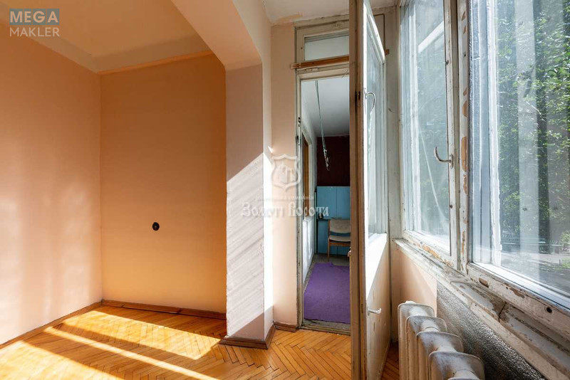 Продаж 3 кімнатної квартири (58/41/6), 1 пов. 9 пов. будинку, <a class="location-link" href="/kiev/" title="Недвижимость Київ">Київ</a>, <a class="location-link" href="/kiev/dneprovskij/" title="Недвижимость Дніпровський район">Дніпровський р-н</a>, Євгена Сверстюка вул., 8а (изображение 11)