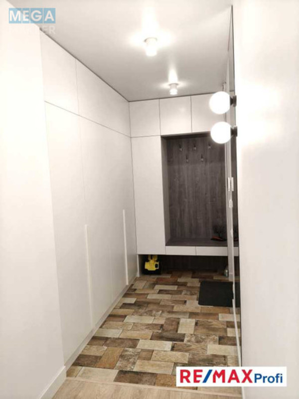 Оренда 2 кімнатної квартири, <a class="location-link" href="/kiev/" title="Недвижимость Київ">Київ</a>, <a class="location-link" href="/kiev/solomenskij/" title="Недвижимость Солом'янський район">Солом'янський р-н</a>, Генерала Шаповала вул., 20 (изображение 20)