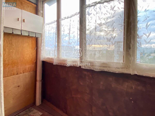 Продаж 1 кімнатної квартири (34,1/16,1/8,1), 12 пов. 16 пов. будинку, <a class="location-link" href="/kiev/" title="Недвижимость Київ">Київ</a>, <a class="location-link" href="/kiev/svyatoshinskij/" title="Недвижимость Святошинський район">Святошинський р-н</a>, Булгакова вул., 15а (изображение 8)