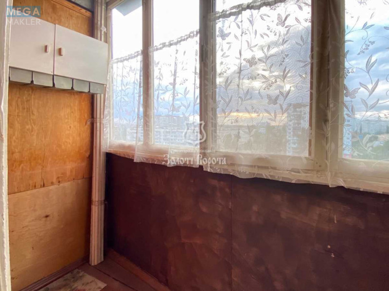 Продаж 1 кімнатної квартири (34,1/16,1/8,1), 12 пов. 16 пов. будинку, <a class="location-link" href="/kiev/" title="Недвижимость Київ">Київ</a>, <a class="location-link" href="/kiev/svyatoshinskij/" title="Недвижимость Святошинський район">Святошинський р-н</a>, Булгакова вул., 15а (изображение 8)