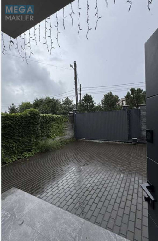 Продаж дома, 2&nbsp;поверху, 142&nbsp;кв.м, 5&nbsp;кімнат, ділянка 4&nbsp;сотки, <a class="location-link" href="/kiev/" title="Недвижимость Київ">Київ</a>, <a class="location-link" href="/kiev/goloseevskij/" title="Недвижимость Голосіївський район">Голосіївський р-н</a>, Степана Рудницкого ул. (изображение 13)