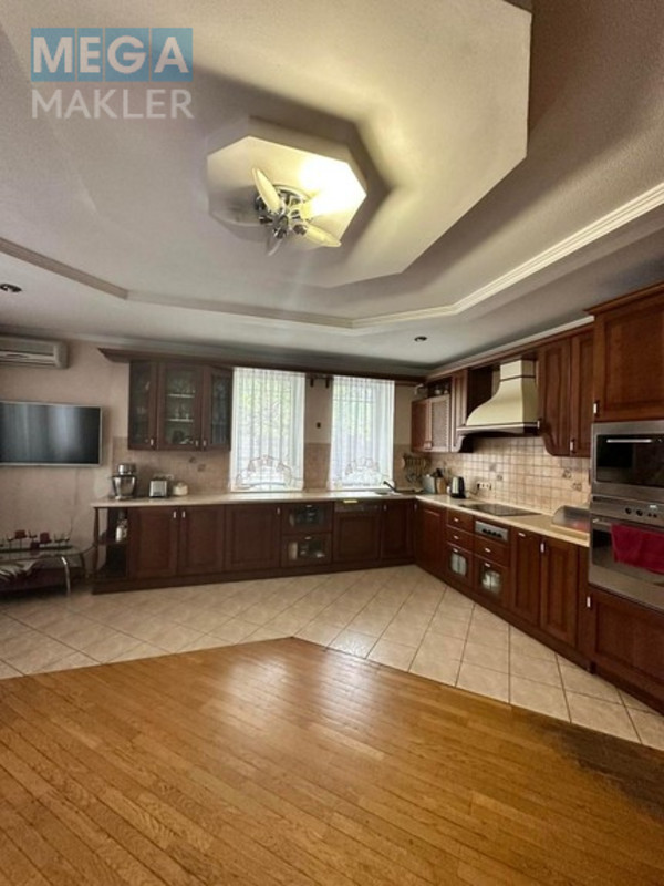 Продаж дома, 3&nbsp;поверху, 433&nbsp;кв.м, 7&nbsp;кімнат, люкс, ділянка 6&nbsp;соток, <a class="location-link" href="/dnepropetrovsk/" title="Недвижимость Дніпра">Дніпро</a>, <a class="location-link" href="/dnepropetrovsk/samarskij/" title="Недвижимость Самарський район">Самарський р-н</a>, Пріднепровск (изображение 8)
