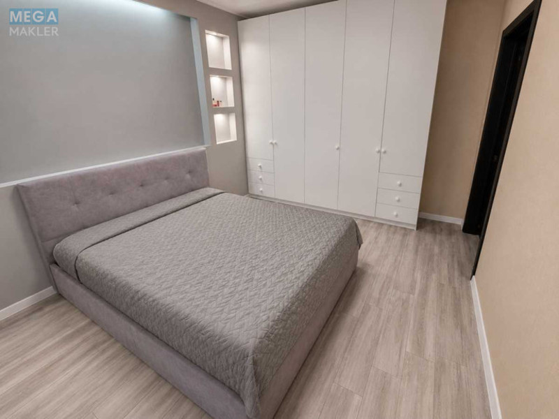 Продаж 3 кімнатної квартири (71,6/42/8,6), 7 пов. 10 пов. будинку, <a class="location-link" href="/chernigov/" title="Недвижимость Чернігів">Чернігів</a>, <a class="location-link" href="/chernigov/novozavodskiy/" title="Недвижимость Новозаводський район">Новозаводський р-н</a>, Вул. Красносільського, 47 (изображение 5)