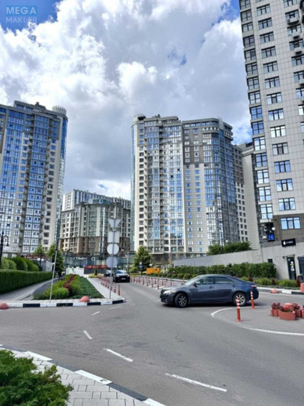 Продаж 2 кімнатної квартири (81/32/15), 3 пов. 24 пов. будинку, <a class="location-link" href="/kiev/" title="Недвижимость Київ">Київ</a>, <a class="location-link" href="/kiev/pecherskij/" title="Недвижимость Печерський район">Печерський р-н</a>, Андрія Верхогляда вул., 26 (изображение 13)