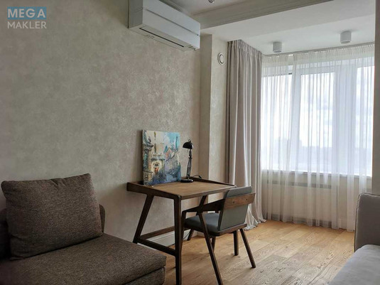 Оренда 3 кімнатної квартири, <a class="location-link" href="/kiev/" title="Недвижимость Київ">Київ</a>, <a class="location-link" href="/kiev/pecherskij/" title="Недвижимость Печерський район">Печерський р-н</a>, Лесі Українки бульв., 7А (изображение 13)