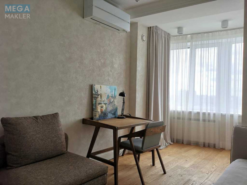 Оренда 3 кімнатної квартири, <a class="location-link" href="/kiev/" title="Недвижимость Київ">Київ</a>, <a class="location-link" href="/kiev/pecherskij/" title="Недвижимость Печерський район">Печерський р-н</a>, Лесі Українки бульв., 7А (изображение 13)