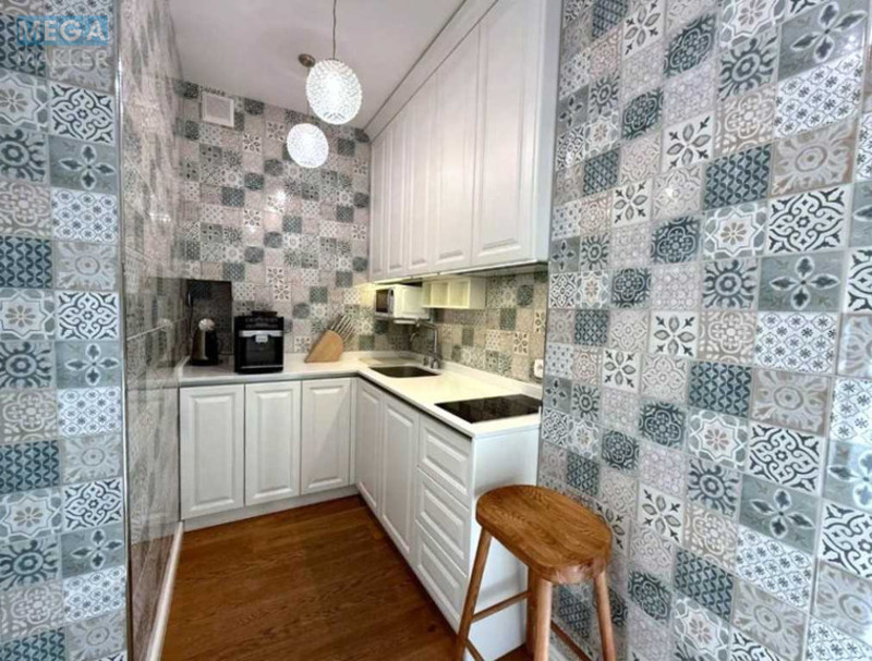 Оренда 3 кімнатної квартири, <a class="location-link" href="/kiev/" title="Недвижимость Київ">Київ</a>, <a class="location-link" href="/kiev/pecherskij/" title="Недвижимость Печерський район">Печерський р-н</a>, Лесі Українки бульв., 7А (изображение 20)