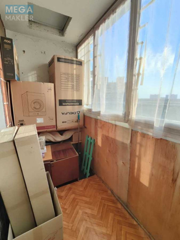 Продаж 1 кімнатної квартири (36,4/17,4/8,3), 11 пов. 14 пов. будинку, <a class="location-link" href="/kiev/" title="Недвижимость Київ">Київ</a>, <a class="location-link" href="/kiev/goloseevskij/" title="Недвижимость Голосіївський район">Голосіївський р-н</a>, Академіка Заболотного вул., 46 (изображение 8)