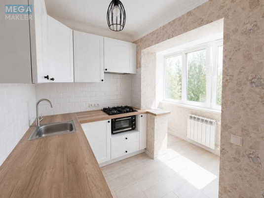 Продаж 1 кімнатної квартири (31/?/5), 8 пов. 9 пов. будинку, <a class="location-link" href="/kiev/" title="Недвижимость Київ">Київ</a>, <a class="location-link" href="/kiev/obolonskij/" title="Недвижимость Оболонський район">Оболонський р-н</a>, Богатирська вул., 2 (изображение 3)