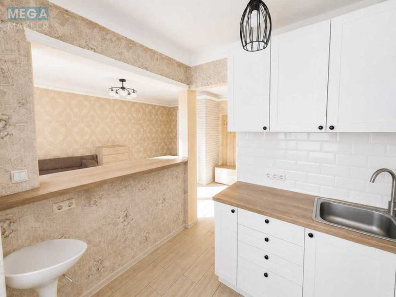 Продаж 1 кімнатної квартири (31/?/5), 8 пов. 9 пов. будинку, <a class="location-link" href="/kiev/" title="Недвижимость Київ">Київ</a>, <a class="location-link" href="/kiev/obolonskij/" title="Недвижимость Оболонський район">Оболонський р-н</a>, Богатирська вул., 2 (изображение 4)