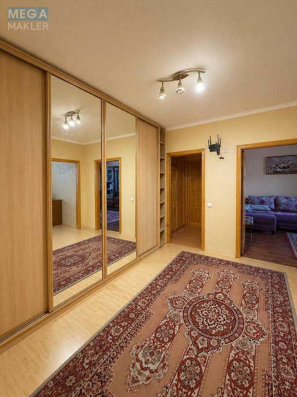 Продаж 3 кімнатної квартири (74/?/10), 11 пов. 16 пов. будинку, <a class="location-link" href="/kiev/" title="Недвижимость Київ">Київ</a>, <a class="location-link" href="/kiev/darnickij/" title="Недвижимость Дарницький район">Дарницький р-н</a>, Ревуцького вул., 44 (изображение 8)
