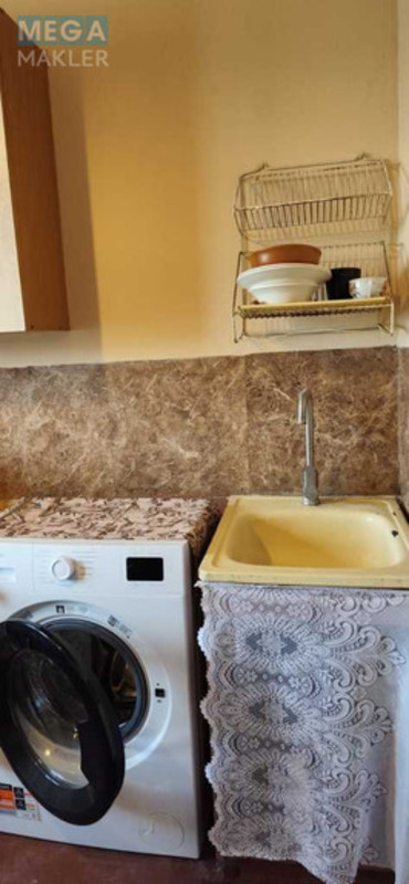 Оренда 1 кімнатної квартири, <a class="location-link" href="/kiev/" title="Недвижимость Київ">Київ</a>, <a class="location-link" href="/kiev/solomenskij/" title="Недвижимость Солом'янський район">Солом'янський р-н</a>, Нежинская ул. (изображение 7)