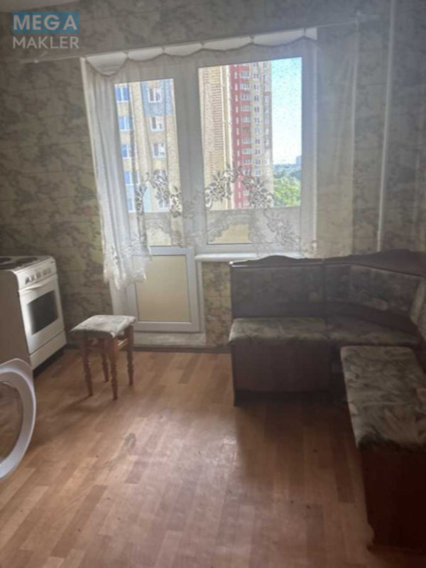 Продаж 1 кімнатної квартири (46/17/9), 8 пов. 15 пов. будинку, <a class="location-link" href="/kiev/" title="Недвижимость Київ">Київ</a>, <a class="location-link" href="/kiev/goloseevskij/" title="Недвижимость Голосіївський район">Голосіївський р-н</a>, Михайла Ломоносова вул., 83а (изображение 3)