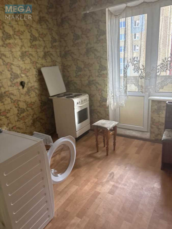 Продаж 1 кімнатної квартири (46/17/9), 8 пов. 15 пов. будинку, <a class="location-link" href="/kiev/" title="Недвижимость Київ">Київ</a>, <a class="location-link" href="/kiev/goloseevskij/" title="Недвижимость Голосіївський район">Голосіївський р-н</a>, Михайла Ломоносова вул., 83а (изображение 4)