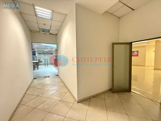 Оренда комерційної нерухомості, 235&nbsp;кв.м, <a class="location-link" href="/kiev/" title="Недвижимость Київ">Київ</a>, <a class="location-link" href="/kiev/podolskij/" title="Недвижимость Подільський район">Подільський р-н</a>, Верхній Вал вул. (изображение 10)