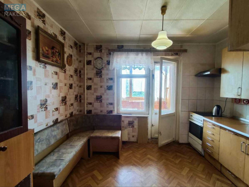 Продаж 3 кімнатної квартири (84,3/43/8,5), 1 пов. 16 пов. будинку, <a class="location-link" href="/kiev/" title="Недвижимость Київ">Київ</a>, <a class="location-link" href="/kiev/desnyanskij/" title="Недвижимость Деснянський район">Деснянський р-н</a>, Миколи Закревського вул., 55 (изображение 10)