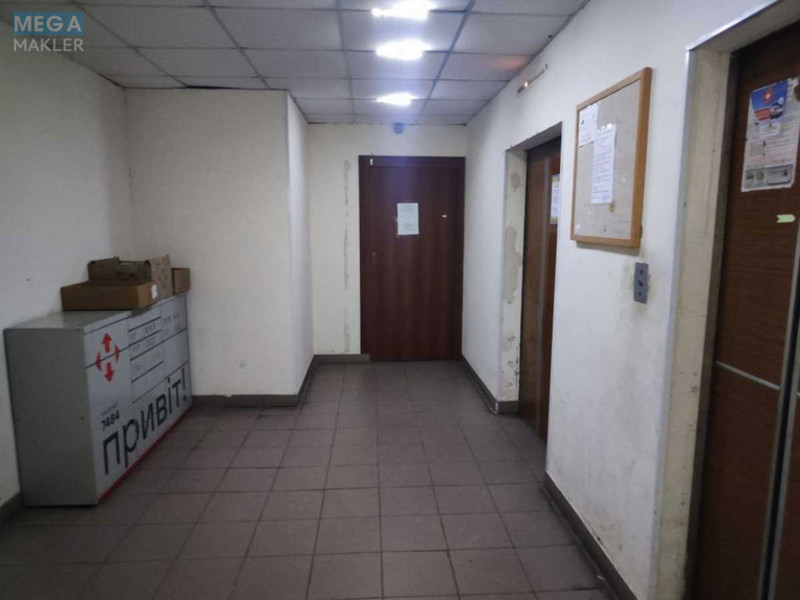 Продаж 3 кімнатної квартири (84,3/43/8,5), 1 пов. 16 пов. будинку, <a class="location-link" href="/kiev/" title="Недвижимость Київ">Київ</a>, <a class="location-link" href="/kiev/desnyanskij/" title="Недвижимость Деснянський район">Деснянський р-н</a>, Миколи Закревського вул., 55 (изображение 17)