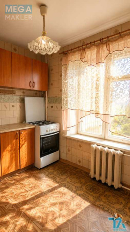 Продаж 1 кімнатної квартири (32/20/4), 7 пов. 9 пов. будинку, <a class="location-link" href="/kiev/" title="Недвижимость Київ">Київ</a>, <a class="location-link" href="/kiev/solomenskij/" title="Недвижимость Солом'янський район">Солом'янський р-н</a>, Любомира Гузара просп., 17А (изображение 6)