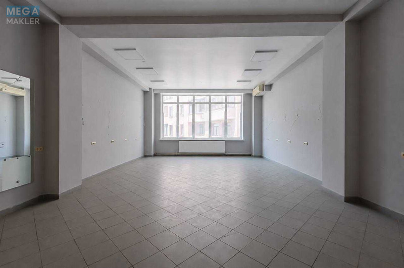 Продаж окремої будівлі/побудови, 927&nbsp;кв.м, <a class="location-link" href="/kiev/" title="Недвижимость Київ">Київ</a>, <a class="location-link" href="/kiev/pecherskij/" title="Недвижимость Печерський район">Печерський р-н</a>, Євгена Коновальця вул., 36б (изображение 4)