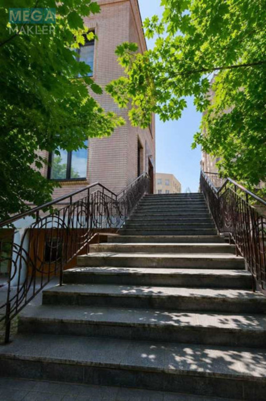Продаж окремої будівлі/побудови, 927&nbsp;кв.м, <a class="location-link" href="/kiev/" title="Недвижимость Київ">Київ</a>, <a class="location-link" href="/kiev/pecherskij/" title="Недвижимость Печерський район">Печерський р-н</a>, Євгена Коновальця вул., 36б (изображение 13)