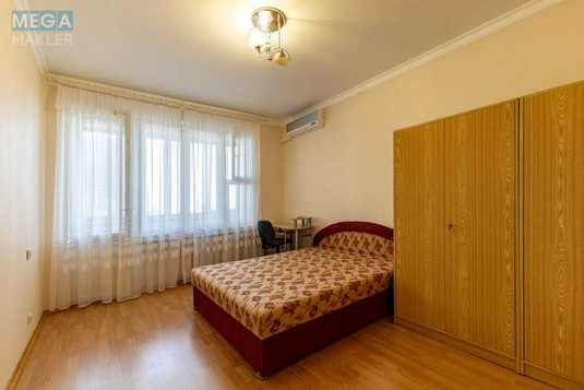 Оренда 3 кімнатної квартири, <a class="location-link" href="/kiev/" title="Недвижимость Київ">Київ</a>, <a class="location-link" href="/kiev/pecherskij/" title="Недвижимость Печерський район">Печерський р-н</a>, Старонаводницька вул., 4 (изображение 7)