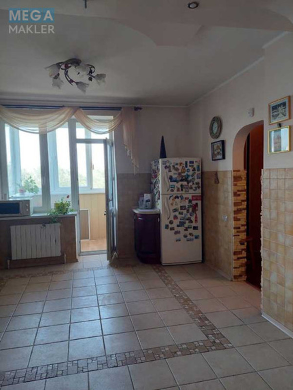 Оренда 2 кімнатної квартири, <a class="location-link" href="/kiev/" title="Недвижимость Київ">Київ</a>, <a class="location-link" href="/kiev/solomenskij/" title="Недвижимость Солом'янський район">Солом'янський р-н</a>, Миколи Амосова вул. (изображение 6)