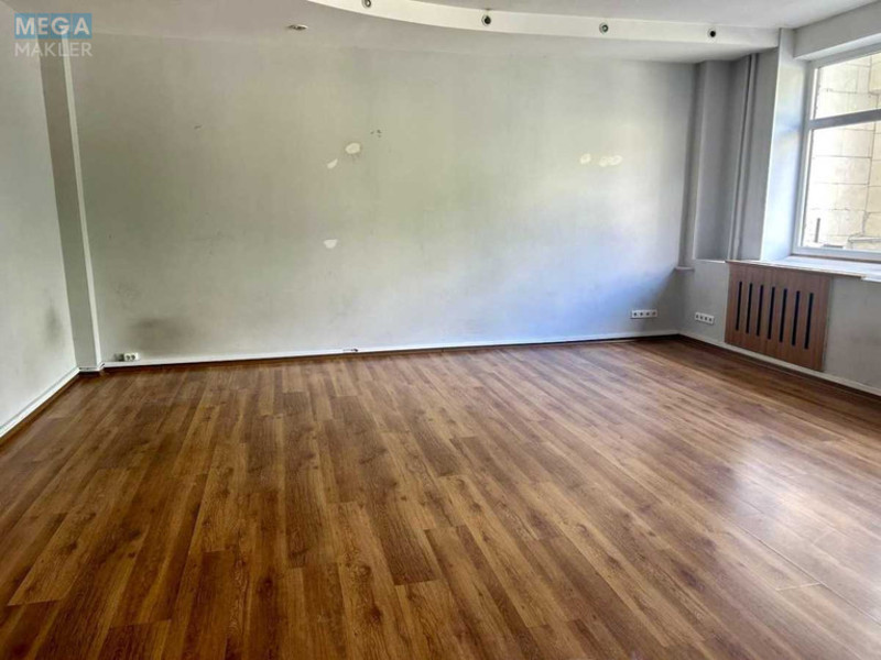 Продаж комерційної нерухомості, 697&nbsp;кв.м, под офис, <a class="location-link" href="/kiev/" title="Недвижимость Київ">Київ</a>, <a class="location-link" href="/kiev/shevchenkovskij/" title="Недвижимость Шевченківський район">Шевченківський р-н</a>, Саксаганського вул., 111а (изображение 7)