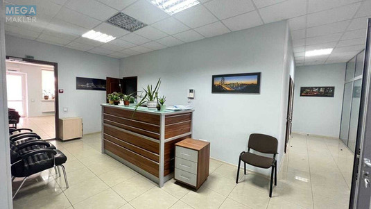 Оренда комерційної нерухомості, 180&nbsp;кв.м, под офис, <a class="location-link" href="/kiev/" title="Недвижимость Київ">Київ</a>, <a class="location-link" href="/kiev/pecherskij/" title="Недвижимость Печерський район">Печерський р-н</a>, Євгена Коновальця вул., 32г (изображение 4)