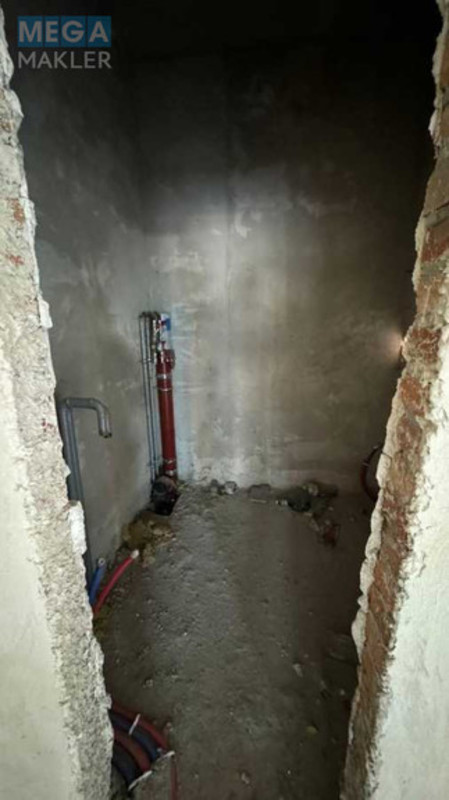 Оренда комерційної нерухомості, 244&nbsp;кв.м, под офис, <a class="location-link" href="/kiev/" title="Недвижимость Київ">Київ</a>, <a class="location-link" href="/kiev/obolonskij/" title="Недвижимость Оболонський район">Оболонський р-н</a>, Миколи Гулака вул., 4 (изображение 12)