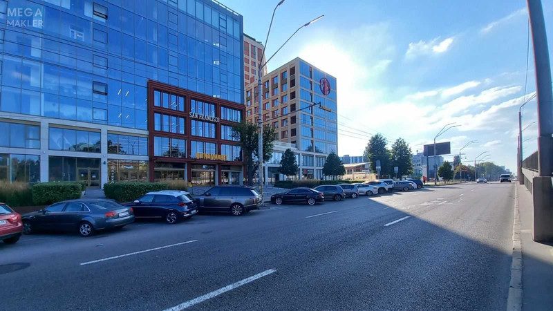 Продаж комерційної нерухомості, 489&nbsp;кв.м, под офис, <a class="location-link" href="/kiev/" title="Недвижимость Київ">Київ</a>, <a class="location-link" href="/kiev/svyatoshinskij/" title="Недвижимость Святошинський район">Святошинський р-н</a>, Берестейский просп., 67 (изображение 2)