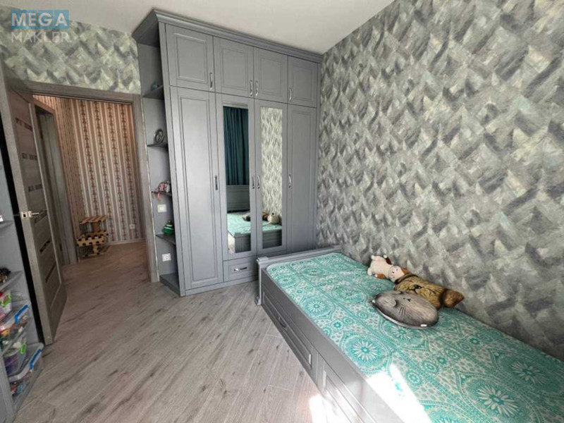 Продаж 4 кімнатної квартири (88/?/4), 2 пов. 4 пов. будинку, <a class="location-link" href="/vasilkov/" title="Недвижимость Васильків">Васильків</a>, Військове містечко 11 (изображение 8)